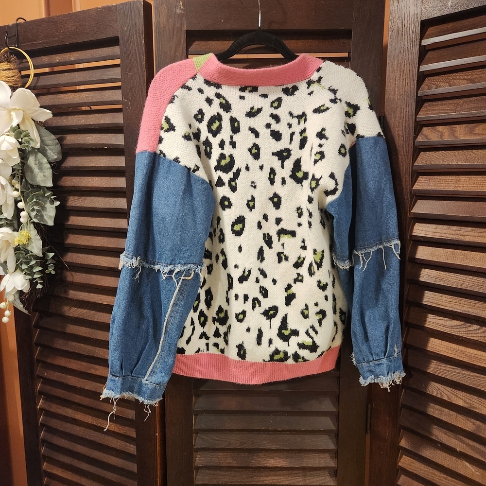 Trendy Women's Multicolor Cardigan by - Picture 6 of 6